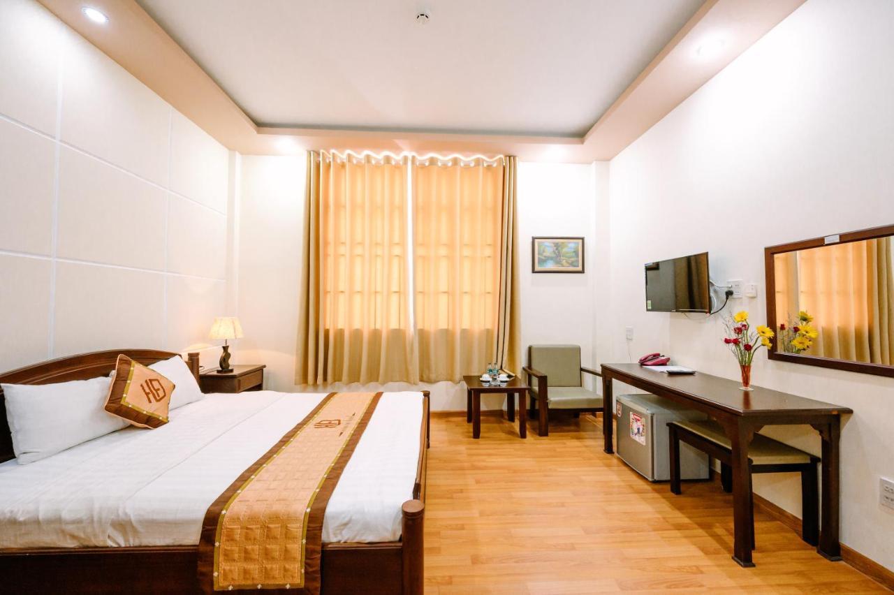 Hoang Duc Hotel Чау Док Екстериор снимка
