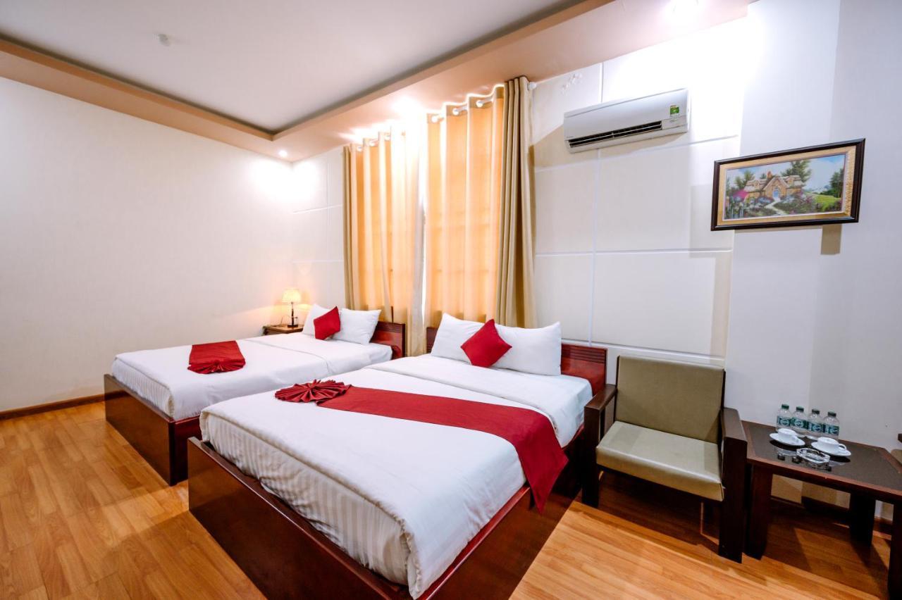 Hoang Duc Hotel Чау Док Екстериор снимка